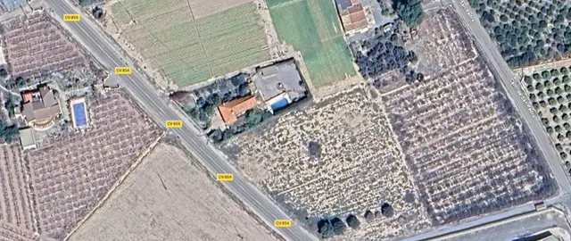 Parcela en zona 5.400 m2 Asprillas