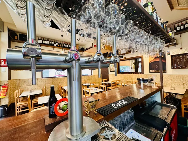 Bar-taberna en pleno funcionamiento – zaidín/vergeles, Granada — 22
