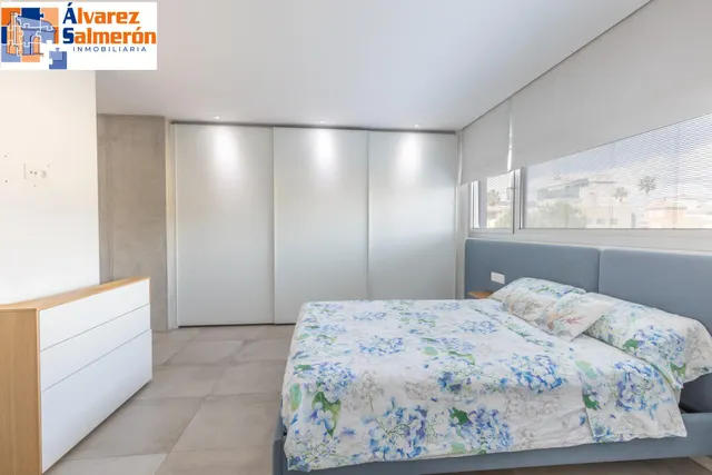 Exclusiva vivienda en zona Fórum — 24