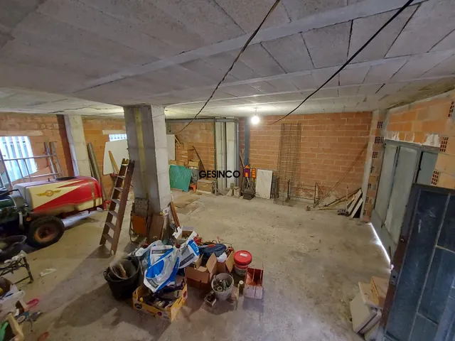 EDIFICACIÓN DESTINADA A VIVIENDA — 7