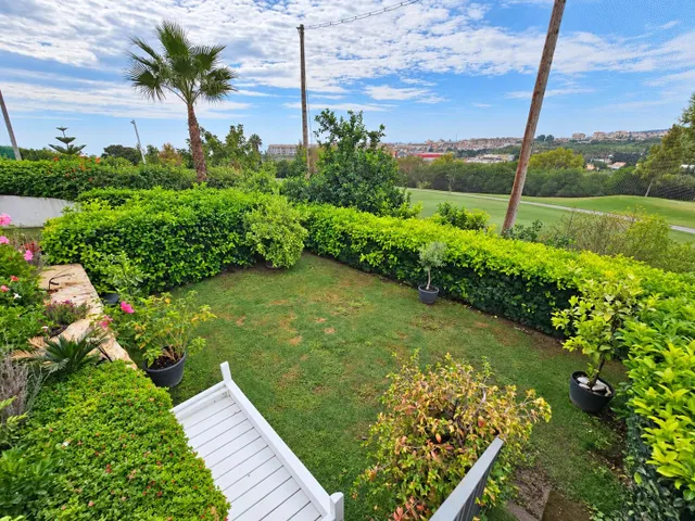 MAGNÍFICO APARTAMENTO DE 2 DORMITORIOS CON GRAN TERRAZA, JARDÍN PRIVADO Y VISTAS AL MAR Y AL GOLF – DOÑA JULIA, CASARES COSTA — 28