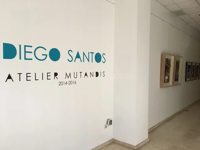 Estupendo local comercial de 200m2 en pleno centro histórico - foto 2