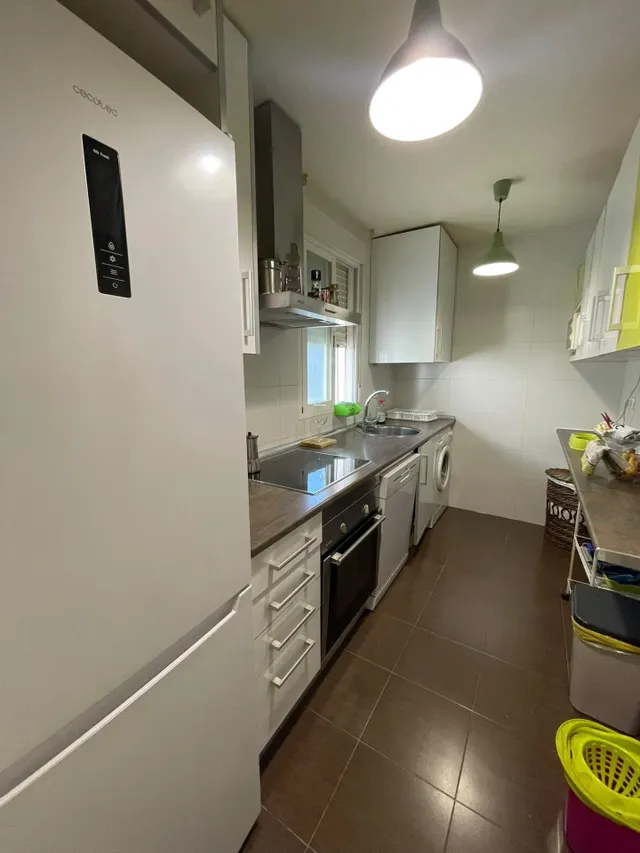 Piso amueblado con terraza y aire acondicionado en Parque Vosa, Móstoles — 5