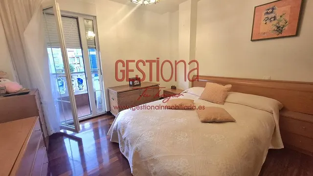 AMPLIO BAJO DE 3 habitaciones, CON TERRAZA JARDÍN A ESCASOS METROS DE LA PLAYA. ORIÑON — 14
