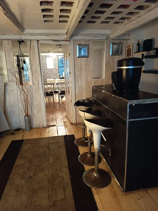 APARTAMENTO ZONA SAGUNTO — 7