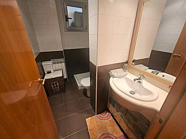 Moderno Apartamento Seminuevo en Balafia, Lleida — 15