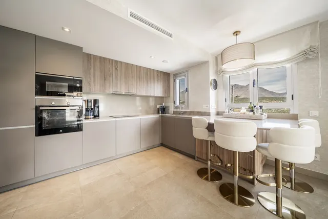 Apartamento 3 habitaciones 98m² en venta - Costa Del Sol - foto 3