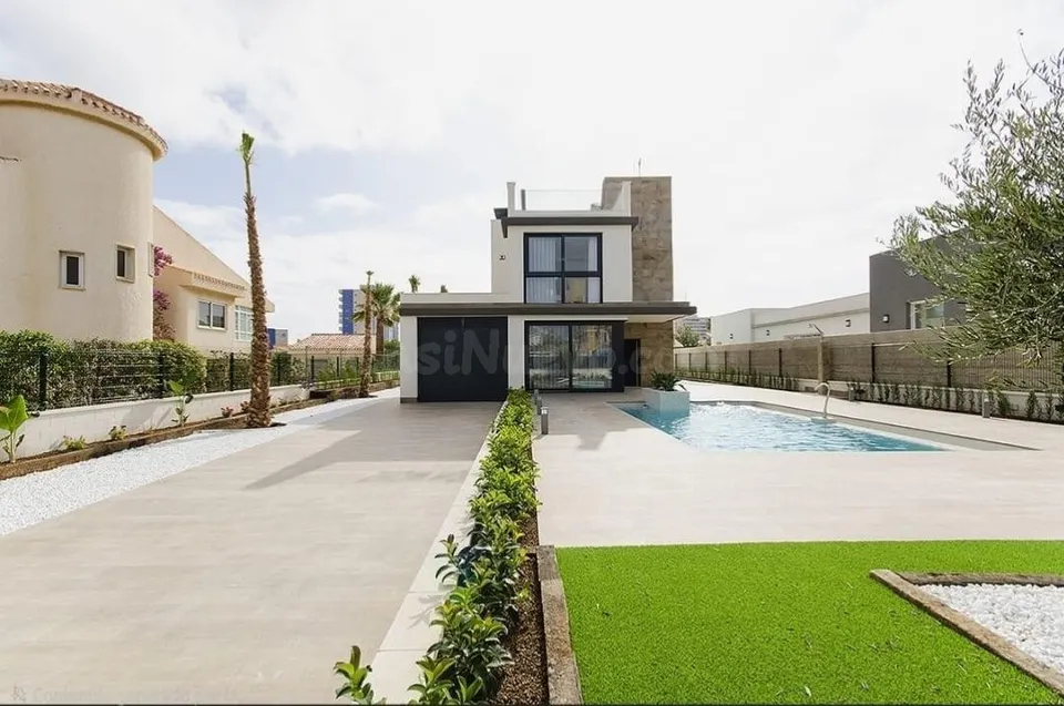 OBRA NUEVA EN ORIHUELA COSTA