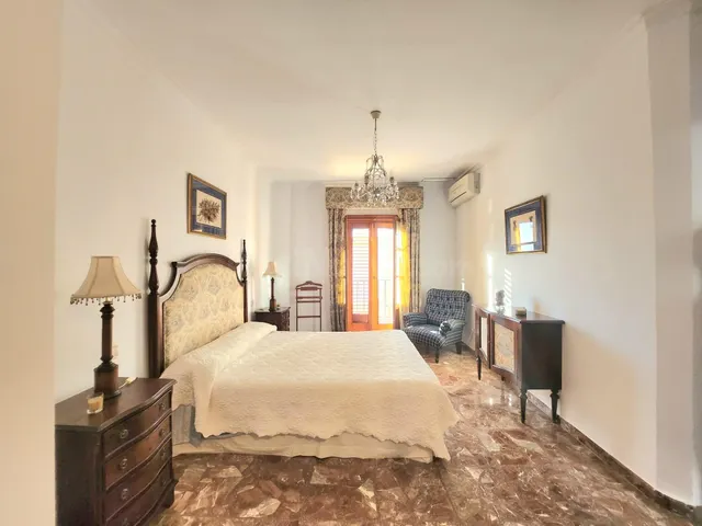 IMPRESIONANTE CASA EN CENTRO DE ALCALA DE UNA SOLA PLANTA CO - foto 5