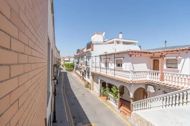 Piso en Ogíjares — 10