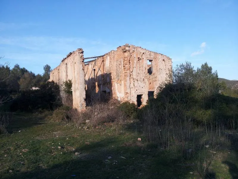 FANTÁSTICA FINCA RÚSTICA EN PLENO PARC NATURAL DEL GARRAF
