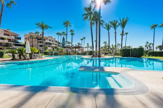 Apartamento reformado en 1ª linea de playa!! — 24