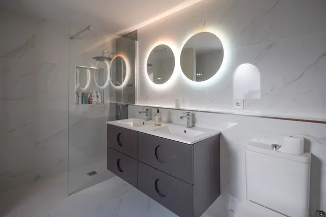 Casa 3 habitaciones 289m² en venta - Oliva pueblo — 28