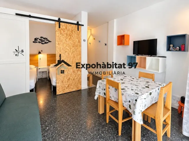 ¡apartamento totalmente renovado a 50m del mar con licencia turística! — 2
