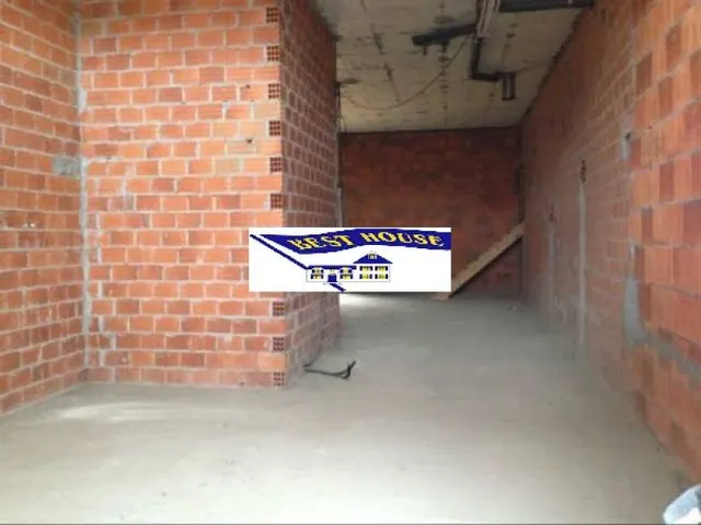 LOCAL COMERCIAL EN OBRA  CON TERRAZA — 4