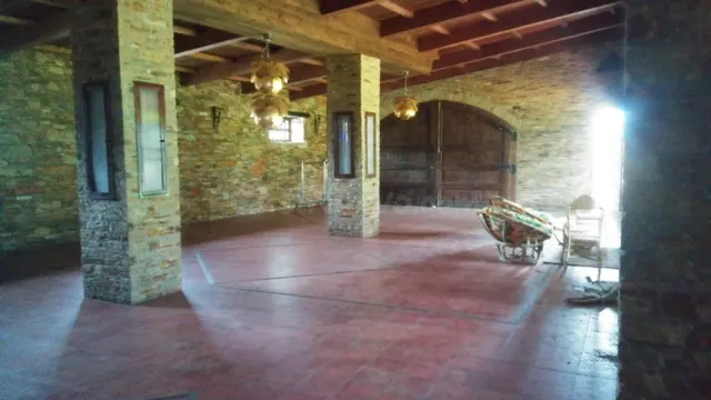 CHALET EN VENTA EN SAN ANDRES DE MONTEJOS - foto 4