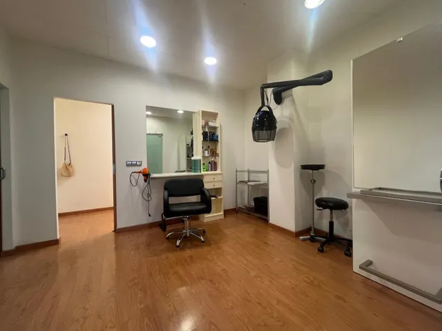 LOCAL DIÁFANO DE 60 M2 EN ZONA SETCAMINS — 21