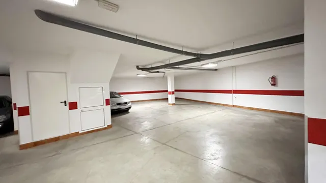 EDIFICIO EN CONSTRUCCIÓN EN EL CENTRO DE BOLLULLOS DEL CONDADO (HUELVA) — 27
