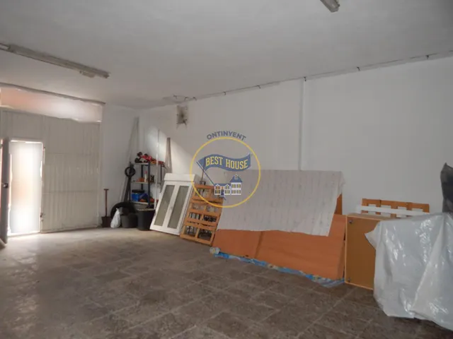 Local planta baja chaflán en Bocairent en venta — 7