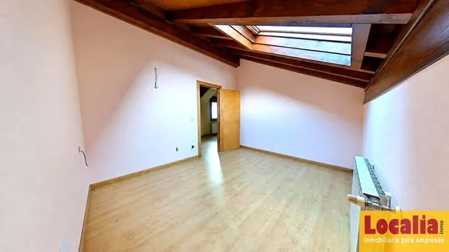 Chalet: amplitud, luz y carácter junto a la costa cántabra — 39