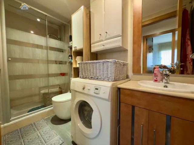 Bonito piso en venta en la Seu d'Urgell, edificio moderno con Box individual para dos coches. — 14