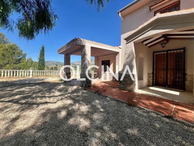 Espectacular Chalet en Cocentaina con impresionantes vistas — 2