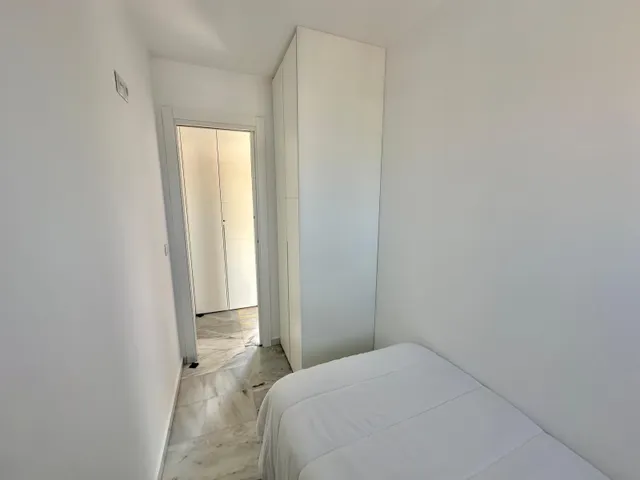 Moderno Apartamento en la Encantadora Cala de Benidorm — 25