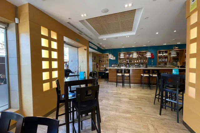Espectacular restaurante/cafetería actualmente en marcha en  - foto 3