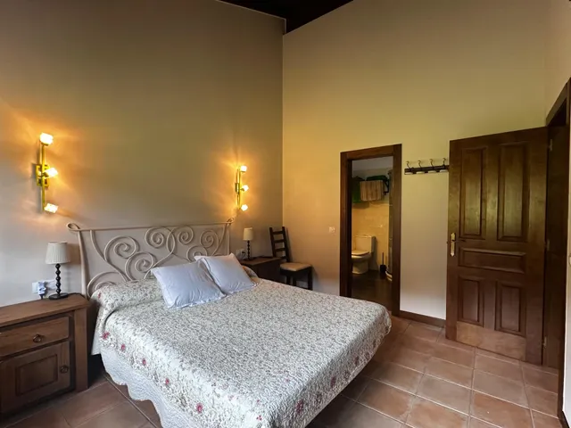 VIVIENDA INDEPENDIENTE EN ALQUILER — 27