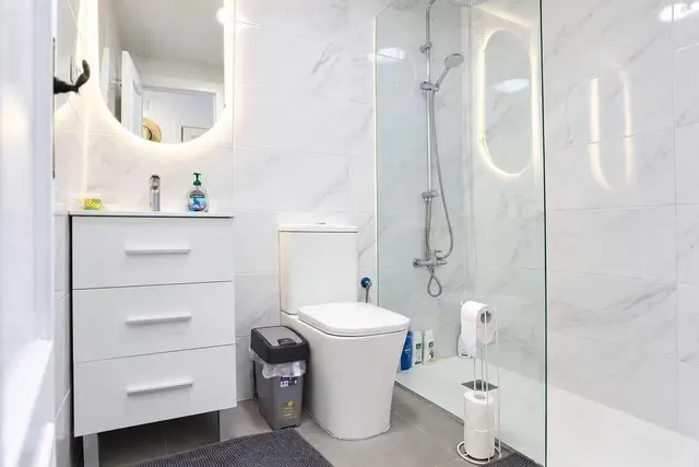 Estudio reformado y agradable en la urbanizacion cerrada con piscina — 7