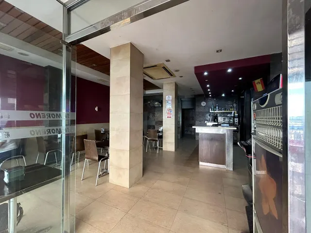 Local comercial 231m² en venta - Marbella — 9