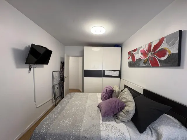 Vivienda totalmente con Ascensor reformada de 3 habitaciones, muy bien equipada y junto a la Alameda — 12