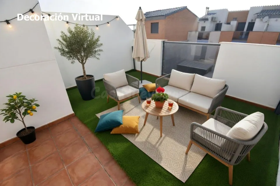 ESTUPENDO ADOSADO SEMINUEVO CERCA DE LA PLAYA CON DOBLE TERRAZA, GARAJE Y TRASTERO