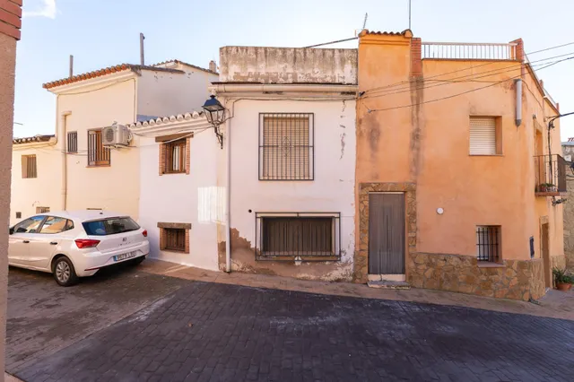 BONITA CASA DE PUEBLO EN LA VALL DE ALMONACID — 42