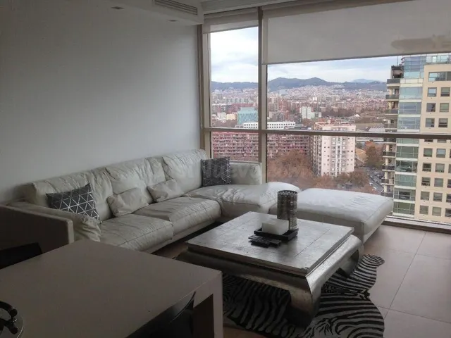 PISO ALTO CON VISTA PANORAMICAS AL MAR Y A LA CIUDAD — 2