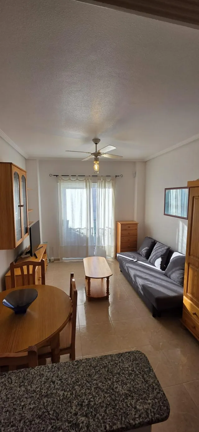 TORREVIEJA AL LADO PLAYA EL CURA ESTUDIO GRAN ESTADO 99.000€ ...OJO (NO SE PUEDE ANUNCIAR) — 4