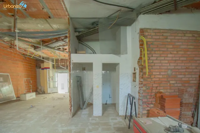 SE VENDE LOCAL COMERCIAL EN SINFORIANO MADROÑERO. inversión segura!! — 6