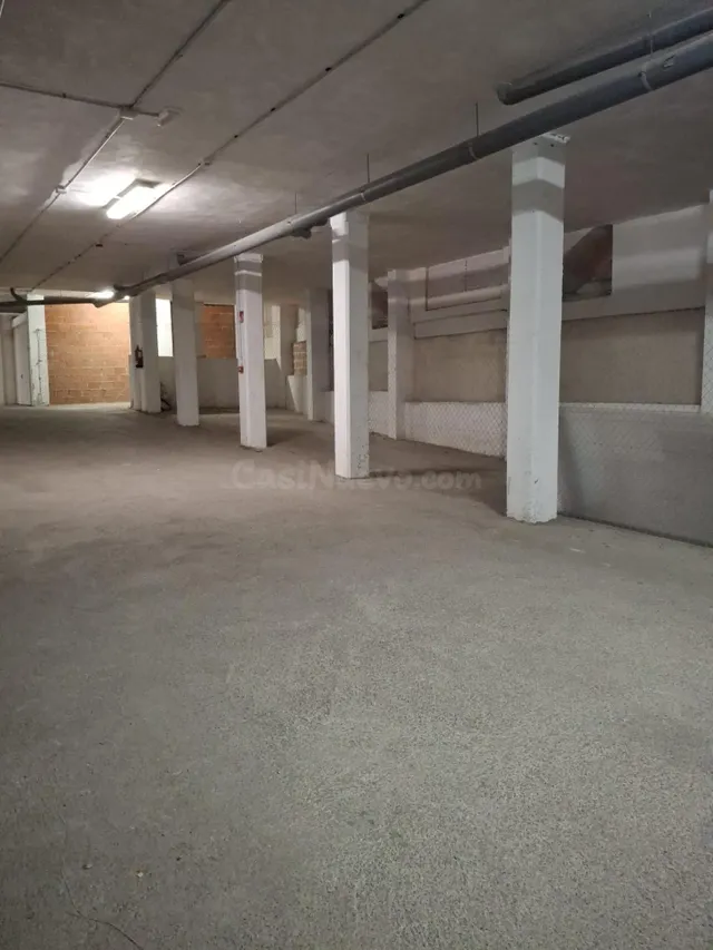 Lote de 9 plazas de garaje - foto 2