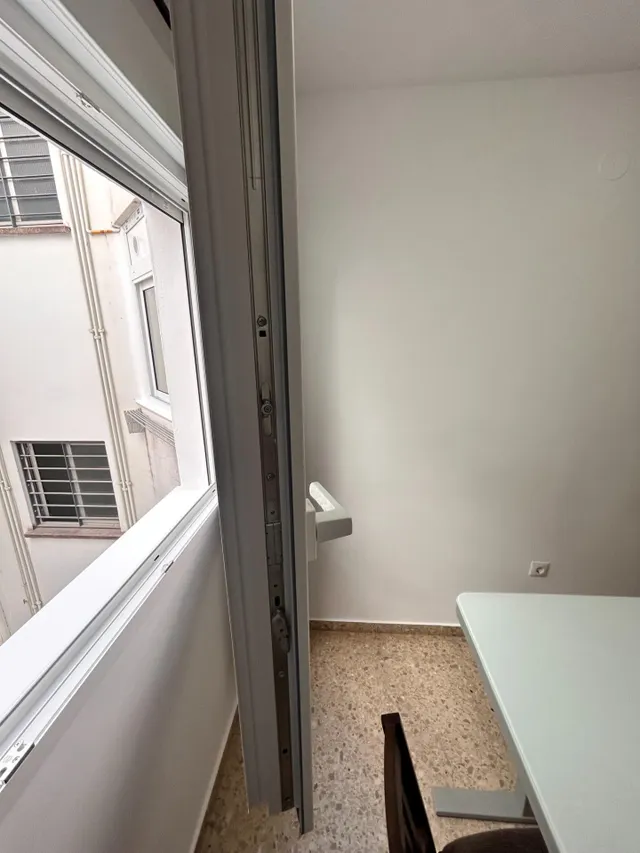 ¡Tu nuevo hogar REFORMADO A ESTRENAR en el corazón de Valencia! ✨ — 29
