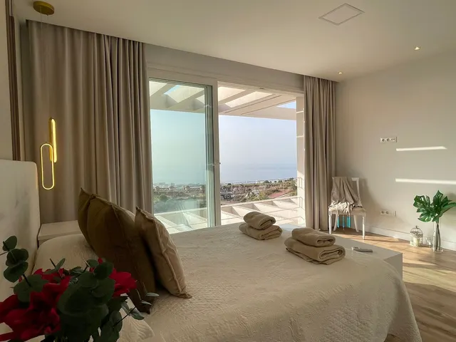 Chalet 4 habitaciones 250m² en venta - Centro — 25