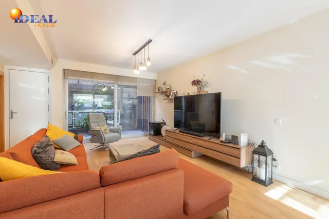 Espacio, confort y calidad: magnífica vivienda unifamiliar adosada — 8