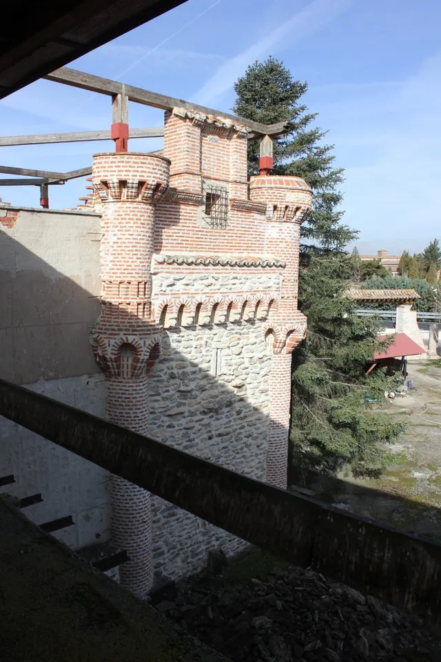 EN VENTA EDIFICIO EN CIGALES — 29
