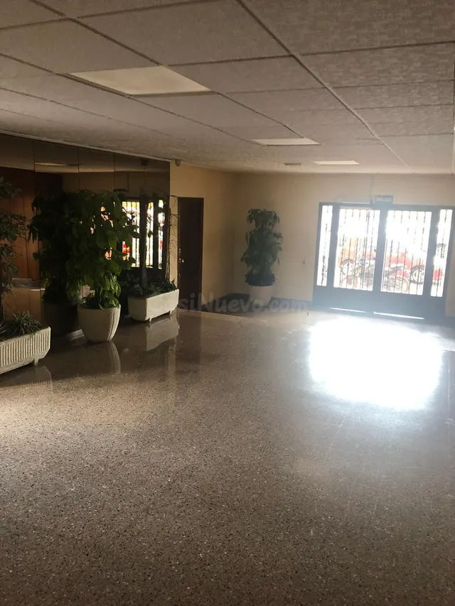 Piso en venta con garaje y piscina en Alicante — 27