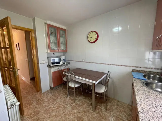 CASA ADOSADA EN BUEN ESTADO EN CAÑAVERAL — 8