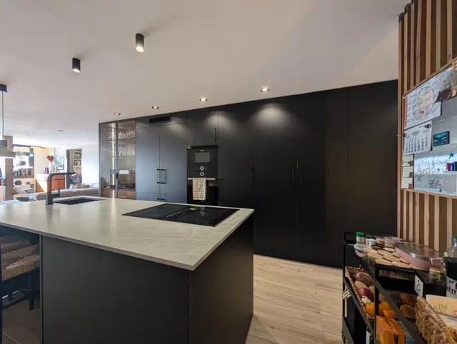 ¡espectacular! alto, moderno y exterior en residencial con garaje y ascensor — 26