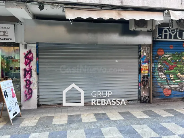 Local comercial en galerías entre Plaza Patines y calle Olmo - foto 4