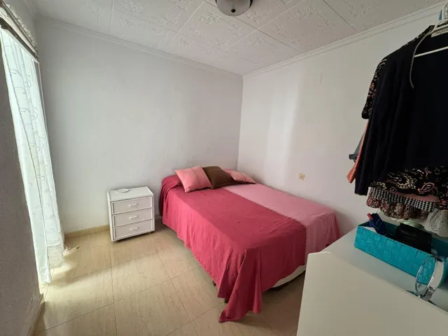 Fantastico bungalow de planta baja sin vecinos arriba con 2 jardines — 6