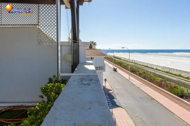 PRECIOSO ÁTICO-DÚPLEX EN PERLA DE ANDALUCÍA — 6