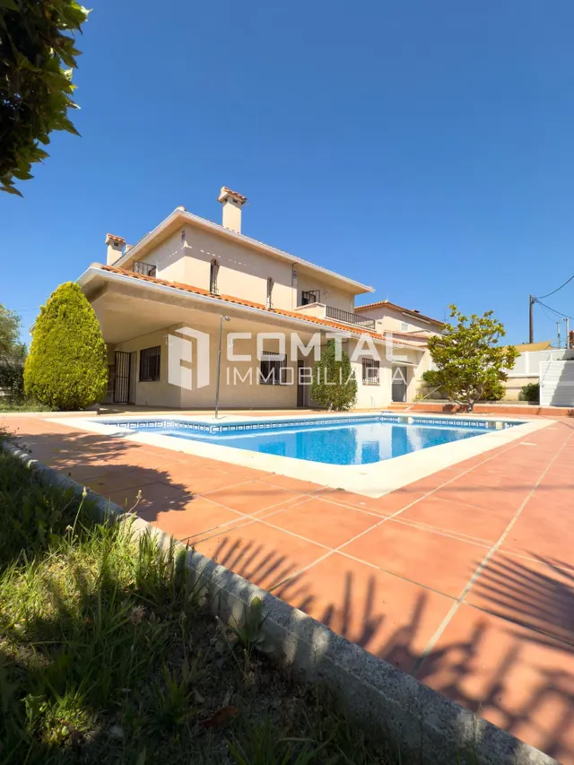 CASA EN VENTA CUBELLES — 3