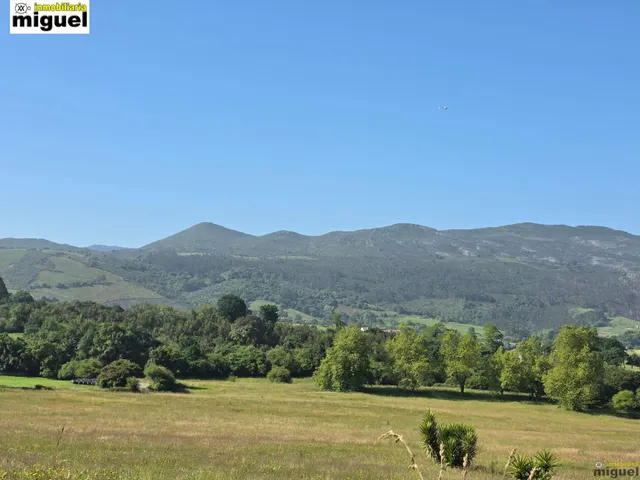 Se venden parcelas edificables de 1.200 m2 en Noriega, Ribad